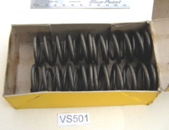 Picture of Valve spring : Engine set : Pre 1960 : Alloy heads only