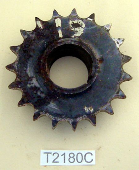 Picture of Engine sprocket : 19 teeth : All Heavyweight Twins