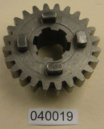 Picture of Gear pinion : 2nd gear layshaft : 24 teeth : AMC