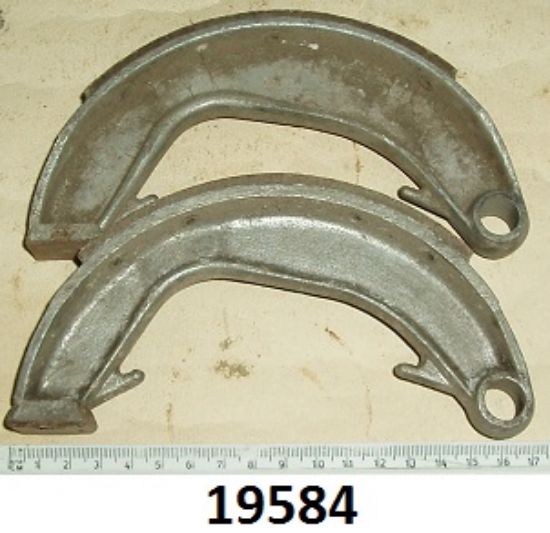 Picture of Brake shoe : Front or Rear : Pair : 7in Single Leading Shoe : REQUIRE RELINING!
