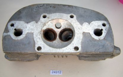 Picture of Cylinder head : Electra : NOS shop soiled