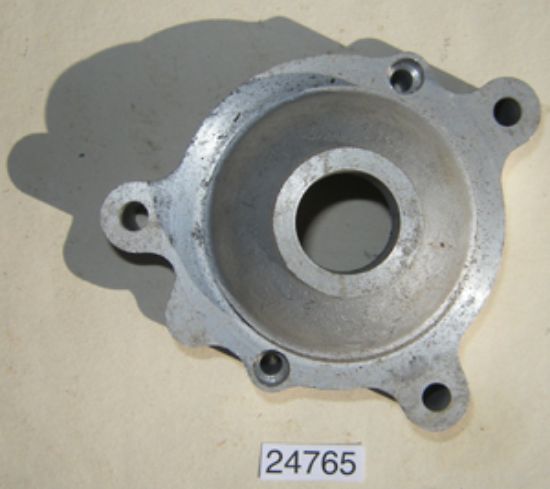 Picture of Gearbox housing : NOS shop soiled