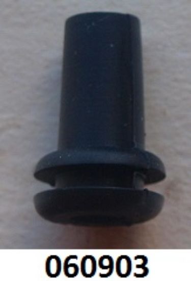 Picture of Grommet : Alternator wire