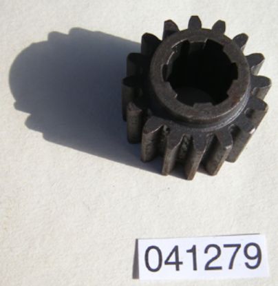 Picture of Gear pinion : 1st gear mainshaft : 16 teeth : NOS shop soiled