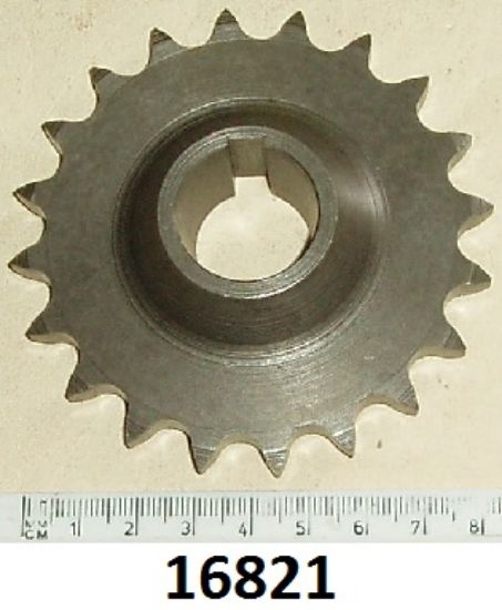 Picture of Engine sprocket : Use with AMC gearboxes : 20 teeth