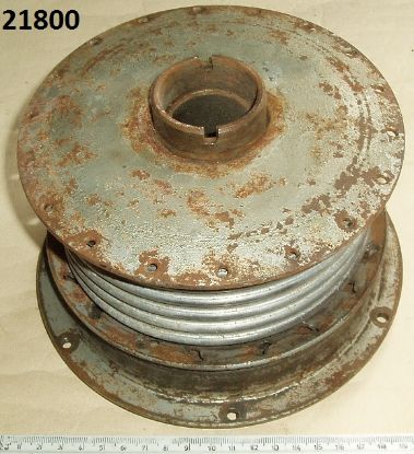 Picture of Hub shell and brake drum : Rear wheel : Jubilee and Navigator