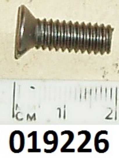 Picture of Screw : Primary chaincase : Inner primary chaincase : Slotted screw : Late type crankcases