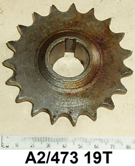 Picture of Engine sprocket : 19 teeth : Upright and Dolls Head gearbox models