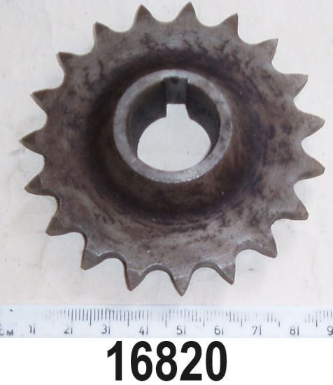 Picture of Engine sprocket : Use with AMC gearboxes : 19 teeth