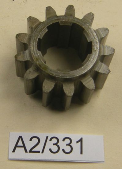 Picture of Gear pinion : 1st gear mainshaft : 13 teeth : N8044 : Genuine NOS 