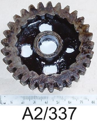 Picture of Gear pinion : 1st gear layshaft : 29 teeth : N8045 : Genuine NOS